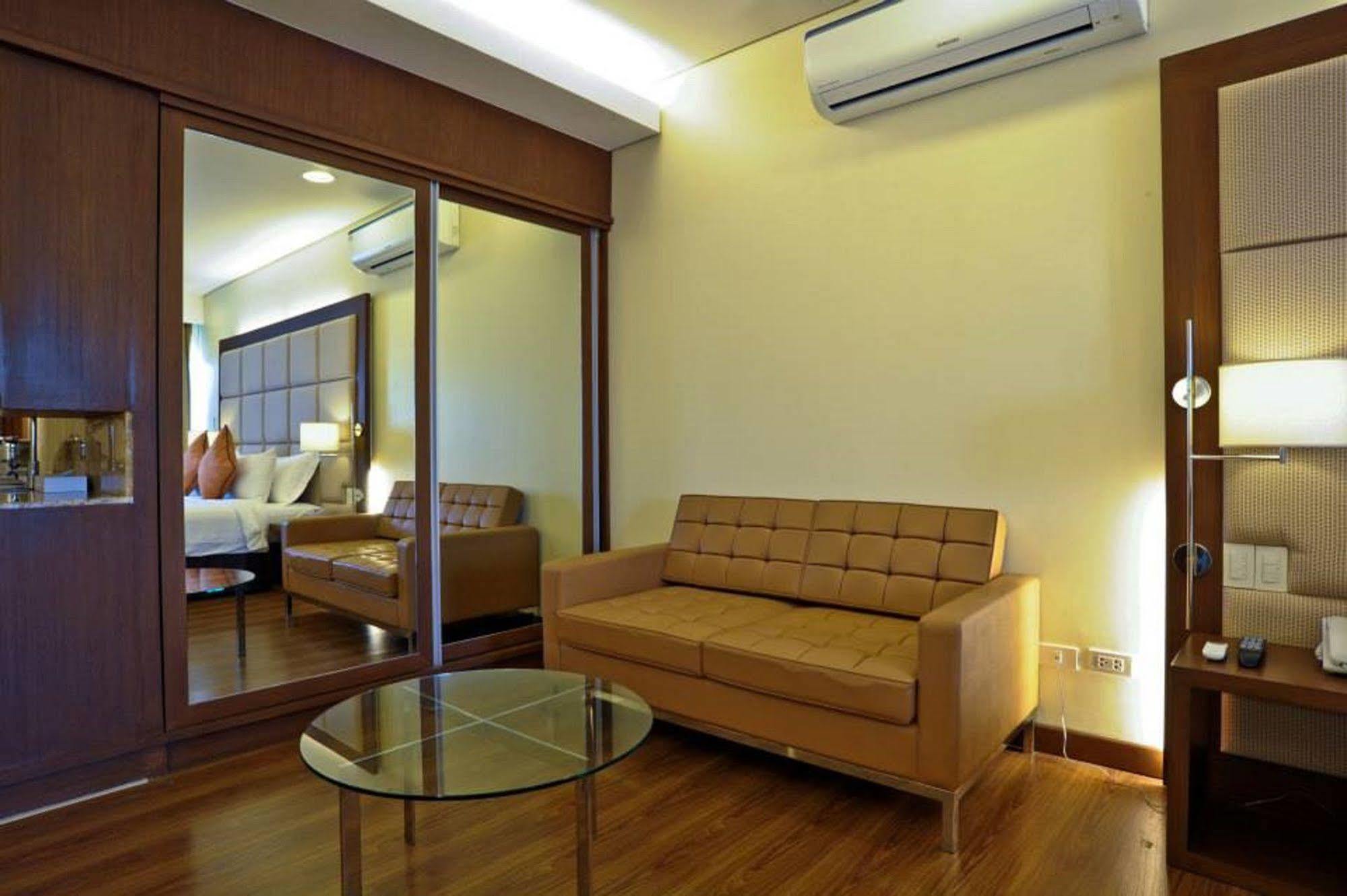 Santomas Suites Santo Tomas Экстерьер фото