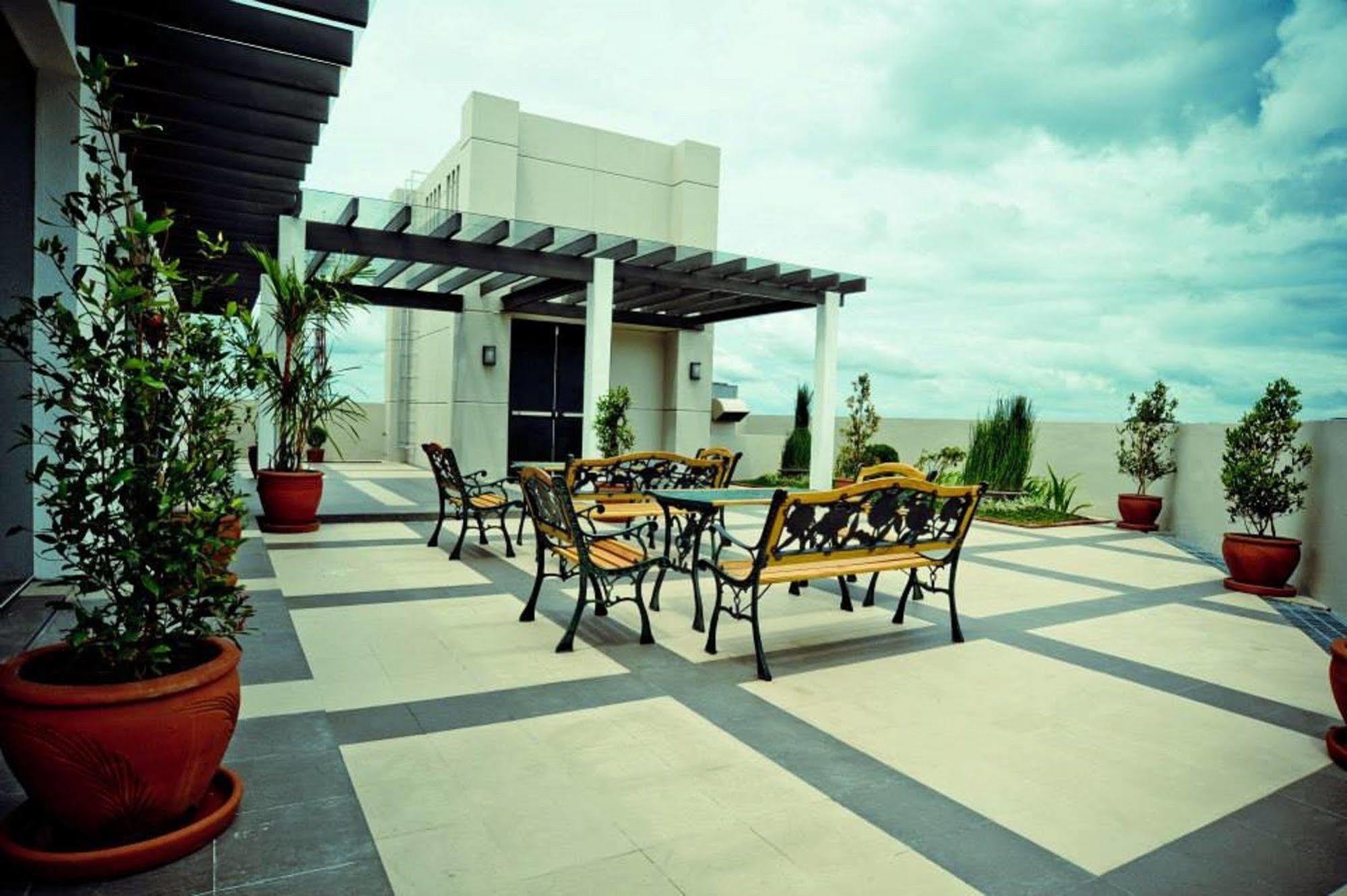 Santomas Suites Santo Tomas Экстерьер фото