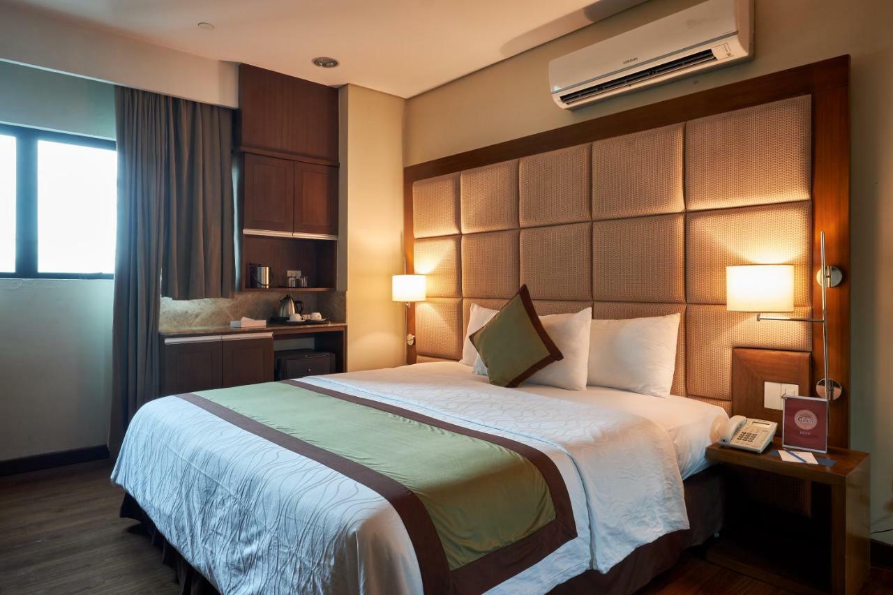 Santomas Suites Santo Tomas Экстерьер фото